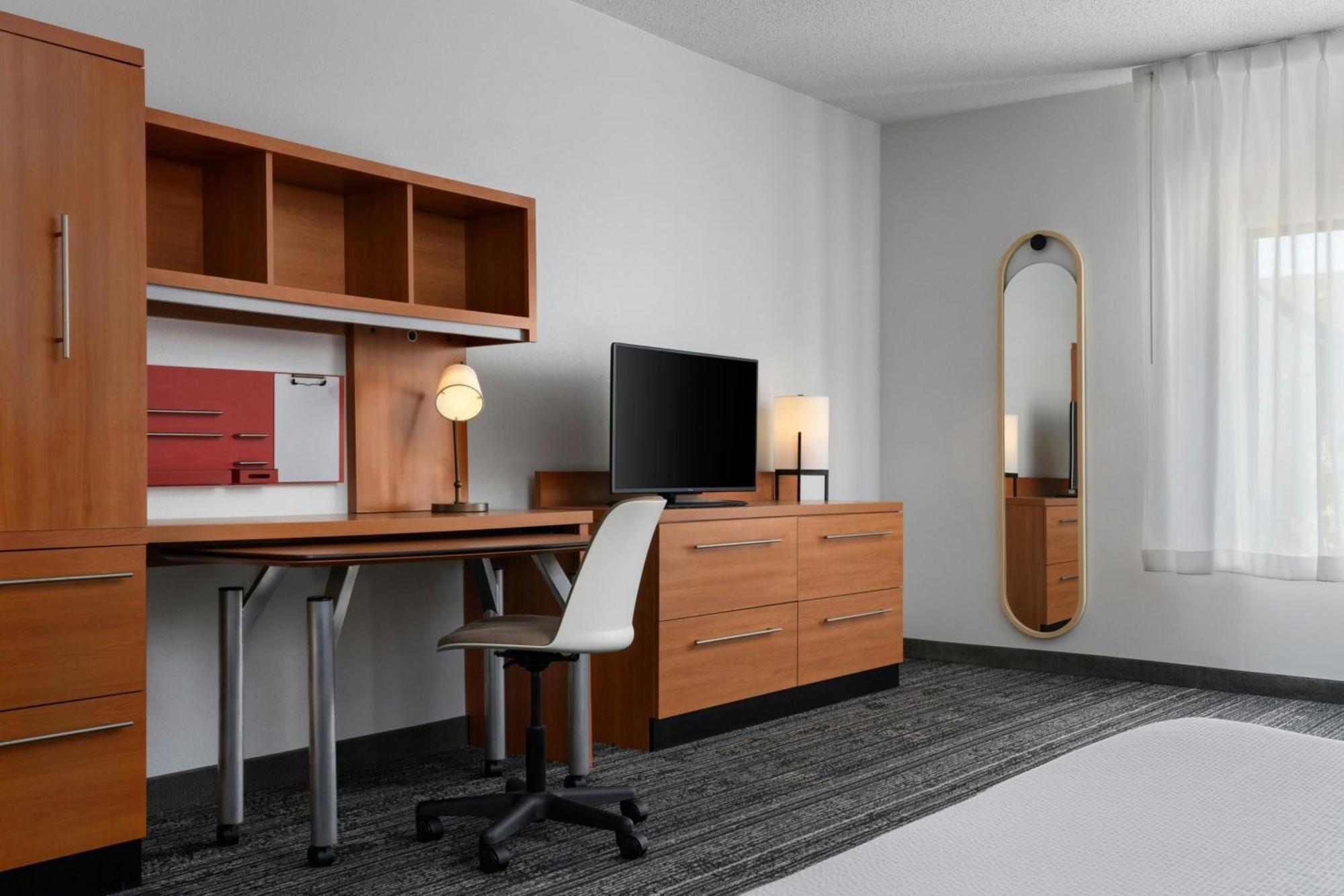 ทาวน์เพลส สวีท ฟลอเรนซ์ Hotel ภายนอก รูปภาพ